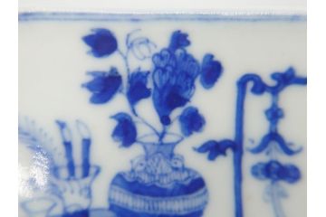 江戸期　古伊万里　染付　四面絵変わり　洗練された佇まいの角形香炉(仏具)(R-061807)