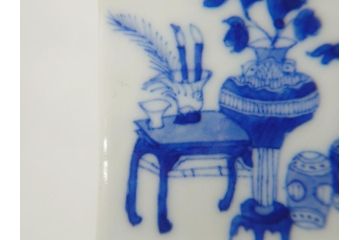 江戸期　古伊万里　染付　四面絵変わり　洗練された佇まいの角形香炉(仏具)(R-061807)