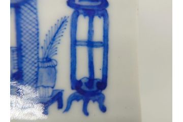 江戸期　古伊万里　染付　四面絵変わり　洗練された佇まいの角形香炉(仏具)(R-061807)