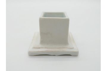 江戸期　古伊万里　染付　四面絵変わり　洗練された佇まいの角形香炉(仏具)(R-061807)