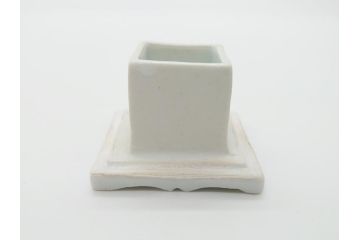 江戸期　古伊万里　染付　四面絵変わり　洗練された佇まいの角形香炉(仏具)(R-061807)
