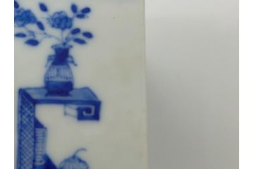 江戸期　古伊万里　染付　四面絵変わり　洗練された佇まいの角形香炉(仏具)(R-061807)