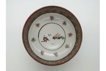 希少　上手物　江戸〜明治　九谷焼　二重角福　色絵　花鳥図　彩り鮮やかな絵付けに惹かれる9寸深鉢(松、梅、鳥、狸、人物、和食器)(R-061812)