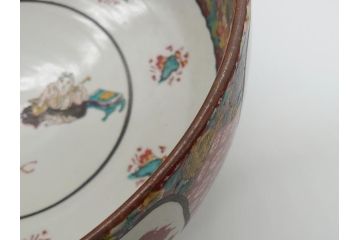 希少　上手物　江戸〜明治　九谷焼　二重角福　色絵　花鳥図　彩り鮮やかな絵付けに惹かれる9寸深鉢(松、梅、鳥、狸、人物、和食器)(R-061812)