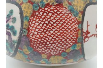 希少　上手物　江戸〜明治　九谷焼　二重角福　色絵　花鳥図　彩り鮮やかな絵付けに惹かれる9寸深鉢(松、梅、鳥、狸、人物、和食器)(R-061812)