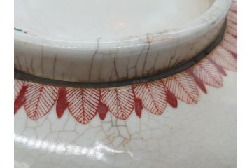 希少　上手物　江戸〜明治　九谷焼　二重角福　色絵　花鳥図　彩り鮮やかな絵付けに惹かれる9寸深鉢(松、梅、鳥、狸、人物、和食器)(R-061812)