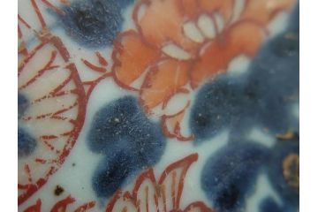 江戸期　古伊万里　色絵　染付　花盆文　朱色の多様な花絵が愛くるしい8寸深鉢(花籠文、和食器)(R-061816)