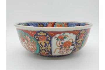 幕末　富長貴春(富貴長春)　金彩　色絵　染付　松竹梅文　華やかな色彩が目を惹く8.3寸深鉢(和食器)(R-061817)