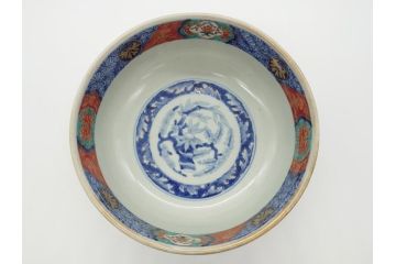 幕末　富長貴春(富貴長春)　金彩　色絵　染付　松竹梅文　華やかな色彩が目を惹く8.3寸深鉢(和食器)(R-061817)