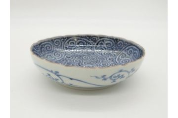 江戸期　古伊万里　宣徳年製　染付　変形　蛸唐草文　5寸皿　約15cm　総蛸唐草の絵付けに魅了される皿3枚セット(五寸、和皿、なます皿、和食器)(R-061819)
