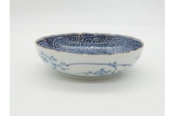 江戸期　古伊万里　宣徳年製　染付　変形　蛸唐草文　5寸皿　約15cm　総蛸唐草の絵付けに魅了される皿3枚セット(五寸、和皿、なます皿、和食器)(R-061819)