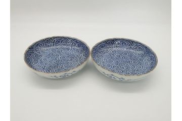 江戸期　古伊万里　宣徳年製　染付　変形　蛸唐草文　5寸皿　約15cm　総蛸唐草の絵付けに魅了される皿2枚セット(五寸、和皿、なます皿、和食器)(R-061821)