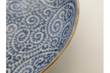 江戸期　古伊万里　宣徳年製　染付　変形　蛸唐草文　5寸皿　約15cm　総蛸唐草の絵付けに魅了される皿2枚セット(五寸、和皿、なます皿、和食器)(R-061821)