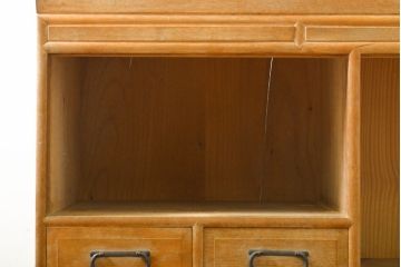 和製アンティーク　昭和初期　ガラスを入れて丸窓にリメイク!　レトロなデザインが可愛らしい収納戸棚(テレビボード、テレビ台、サイドボード、ローボード)(R-061825)
