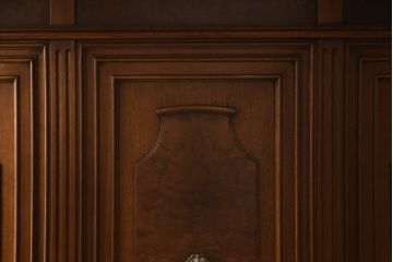 中古　激レア　希少　DREXEL HERITAGE(ドレクセルヘリテイジ)　FRANCESCA(フランチェスカ)シリーズ　滑らかな曲線と美しい杢目に目を奪われるバーカウンターキャビネット(カウンターテーブル、サイドボード、サイドキャビネット、収納棚)(R-061826)