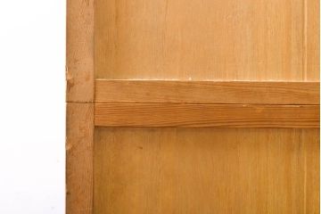 中古　漆塗り　浮造り　屋久杉の杢目が楽しめる上品な佇まいの整理箪笥(整理たんす、衣装箪笥、和たんす、和箪笥、引き出し、チェスト)(R-061827)