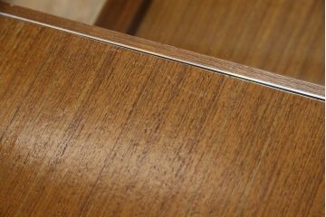 北欧ビンテージ　チーク材　Lloyd’s Antiques(ロイズ・アンティークス)取り扱い　G-PLAN(ジープラン)　ガラストップが格好良いローテーブル(リビングテーブル、センターテーブル、コーヒーテーブル、ヴィンテージ)(R-061828)