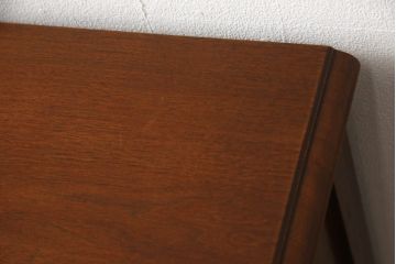 中古　DREXEL HERITAGE(ドレクセルヘリテイジ)　Touraine(ツーレイン)　エレガントな雰囲気が魅力的なチェスト(サイドボード、引き出し)(定価約49万円)(R-061833)