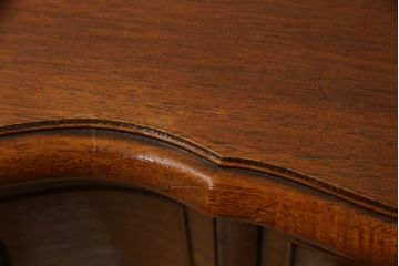 中古　DREXEL HERITAGE(ドレクセルヘリテイジ)　Touraine(ツーレイン)　エレガントな雰囲気が魅力的なチェスト(サイドボード、引き出し)(定価約49万円)(R-061833)