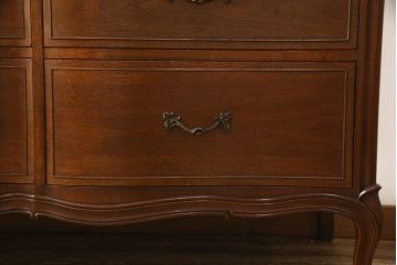 中古　DREXEL HERITAGE(ドレクセルヘリテイジ)　Touraine(ツーレイン)　エレガントな雰囲気が魅力的なチェスト(サイドボード、引き出し)(定価約49万円)(R-061833)