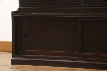 和製アンティーク　三方栗材　和モダンテイストのお部屋づくりに取り入れたい二段重ね茶箪笥(茶棚、収納棚、戸棚、食器棚、キャビネット)(R-061841)