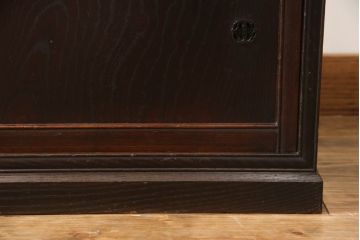 和製アンティーク　三方栗材　和モダンテイストのお部屋づくりに取り入れたい二段重ね茶箪笥(茶棚、収納棚、戸棚、食器棚、キャビネット)(R-061841)