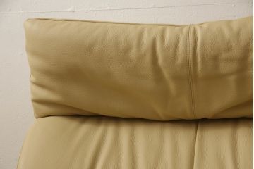 中古　美品　カリモク家具(karimoku)　チターノ(chitano)　くつろぎの空間に取り入れたいリクライニング2人掛けソファ(二人掛け、2P)(R-061849)