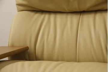 中古　美品　カリモク家具(karimoku)　チターノ(chitano)　くつろぎの空間に取り入れたいリクライニング2人掛けソファ(二人掛け、2P)(R-061849)