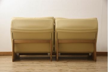 中古　美品　カリモク家具(karimoku)　チターノ(chitano)　くつろぎの空間に取り入れたいリクライニング2人掛けソファ(二人掛け、2P)(R-061849)