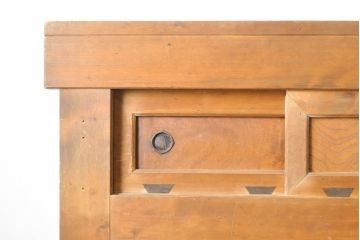 和製アンティーク　希少サイズ　五尺　大正昭和初期　京都産　檜(ヒノキ)材　欅(ケヤキ)材　職人が細部まで凝って製作した上質な水屋箪笥(食器棚、収納棚、重ね戸棚、飾り棚、時代箪笥、キャビネット)(R-061851)