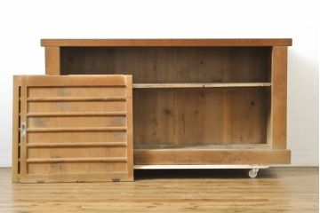 和製アンティーク　希少サイズ　大正昭和初期　京都産　檜(ヒノキ)材　欅(ケヤキ)材　職人が細部まで凝って製作した上質な五尺水屋箪笥サイドボード(食器棚、収納棚、飾り棚、時代箪笥、キャビネット)(R-061853)