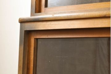 和製アンティーク　昭和初期　小振りなサイズが嬉しい!レトロな収納棚(食器棚、飾り棚、引き出し、キャビネット、ガラス戸棚)(R-061854)