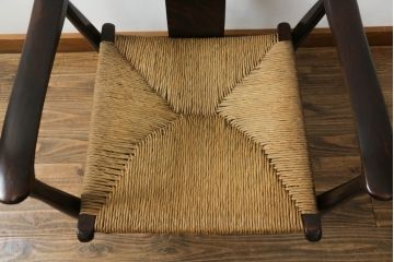 中古　松本民芸家具　#77型曲肘付きイス　#514型ラッシスツール　ラッシ座(ガマ座)がお洒落な曲肘イス+オットマンのセット(アームチェア、椅子、フットスツール)(R-061857)