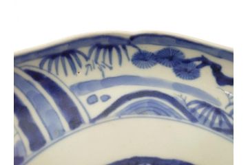 江戸期　大明成化年製　古伊万里　染付　松竹梅文　7寸皿　約21.5cm　おめでたい吉祥文様を敷き詰めた皿2枚セット(七寸、和食器、和皿)(R-061868)