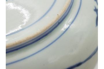 江戸期　大明成化年製　古伊万里　染付　松竹梅文　7寸皿　約21.5cm　おめでたい吉祥文様を敷き詰めた皿2枚セット(七寸、和食器、和皿)(R-061868)