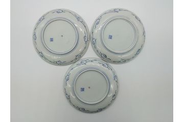 江戸期　古伊万里　花盆図　7寸皿　約21.5　ひとつひとつ丁寧に絵付けされた中皿3枚セット(七寸、稜花型、輪花型、雷紋、変形皿、和食器、和皿)(R-061871)