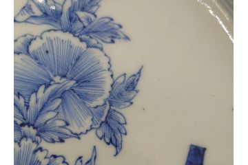 江戸期　古伊万里　花盆図　7寸皿　約21.5　ひとつひとつ丁寧に絵付けされた中皿3枚セット(七寸、稜花型、輪花型、雷紋、変形皿、和食器、和皿)(R-061871)