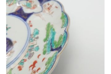 幕末期　古伊万里　金彩　色絵　花瓶文　7寸　約21cm　目にも鮮やかな色調の大皿2枚セット(花盆文、菊花型、輪花型、変形皿、和食器、和皿、七寸)(R-061872)