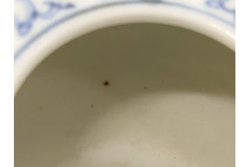 古伊万里　染付　全面　花唐草文　全面に花唐草の絵付けがされた可憐な盃台(懐石道具、唾壺)(R-061874)