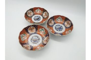 明治期　伊万里焼　錦手　金襴手　染錦　二重角富　金彩　色絵　桃図　5.8寸皿　約17.5cm　煌びやかで豪華な絵付けの深皿3枚セット(五寸八分、和皿、中皿、和食器)(R-061879)