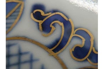 明治期　伊万里焼　錦手　金襴手　染錦　二重角富　金彩　色絵　桃図　5.8寸皿　約17.5cm　煌びやかで豪華な絵付けの深皿3枚セット(五寸八分、和皿、中皿、和食器)(R-061881)