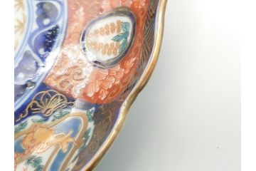 明治期　富長貴春(富貴長春)　伊万里　金襴手　金魚に花図　6.8寸皿　約20.5cm　色彩豊かで食卓に華やぎをもたらす皿3枚セット(六寸八分、中皿、和食器、和皿)(R-061882)