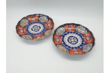 明治期　富長貴春(富貴長春)　伊万里　金襴手　金魚に花図　6.8寸皿　約20.5cm　色彩豊かで食卓に華やぎをもたらす皿2枚セット(六寸八分、和食器、和皿)(R-061883)