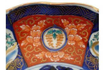 明治期　富長貴春(富貴長春)　伊万里　金襴手　金魚に花図　6.8寸皿　約20.5cm　色彩豊かで食卓に華やぎをもたらす皿2枚セット(六寸八分、和食器、和皿)(R-061883)