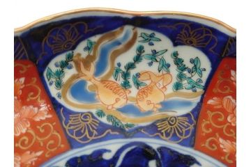明治期　富長貴春(富貴長春)　伊万里　金襴手　金魚に花図　6.8寸皿　約20.5cm　色彩豊かで食卓に華やぎをもたらす皿2枚セット(六寸八分、和食器、和皿)(R-061883)