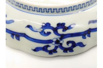 明治期　富長貴春(富貴長春)　伊万里　金襴手　金魚に花図　6.8寸皿　約20.5cm　色彩豊かで食卓に華やぎをもたらす皿2枚セット(六寸八分、和食器、和皿)(R-061883)