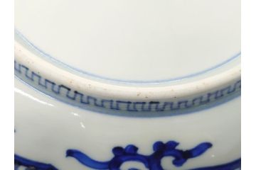 明治期　富長貴春(富貴長春)　伊万里　金襴手　金魚に花図　6.8寸皿　約20.5cm　色彩豊かで食卓に華やぎをもたらす皿2枚セット(六寸八分、和食器、和皿)(R-061883)