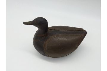 李朝?　木彫り　経年により質感に深みを増した愛らしい鴨のデコイ(置き物、置物、模型、ディスプレイ、インテリア)(R-061886)