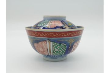 明治期　色絵　麒麟・獅子の図　特別感を演出する彩り豊かな蓋付き茶碗2点セット(蓋碗、和食器)(R-061893)