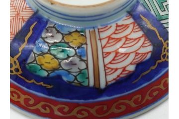 明治期　色絵　麒麟・獅子の図　特別感を演出する彩り豊かな蓋付き茶碗2点セット(蓋碗、和食器)(R-061893)